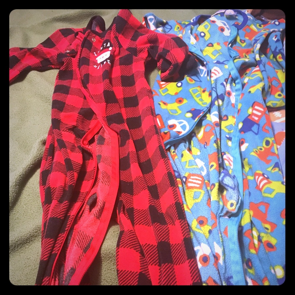 6 pairs of Boys winter fleece pajamas!!